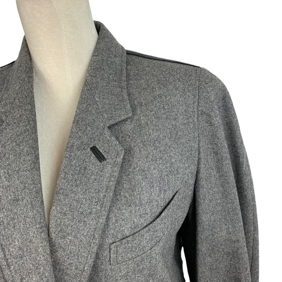 Vintage 1970s/80s Gucci 100% Wool Blazer and Skirt Suit Set Gray Size 46 - Picture 4 of 16